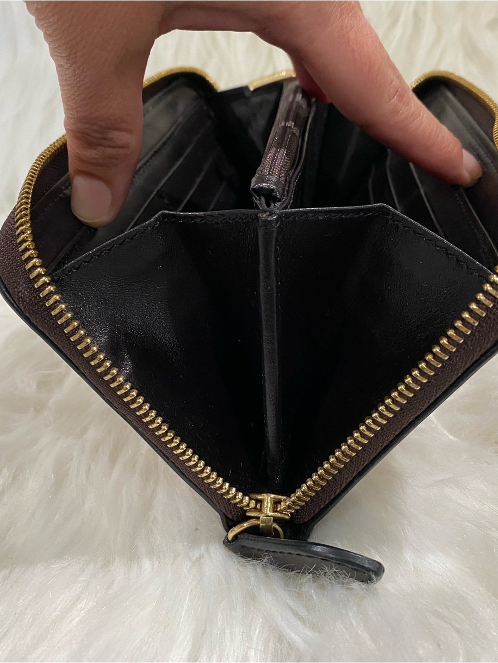 Burberry Zip-Around Nova Check Logo Long Wallet with Leather Trim - Picture 13 of 14